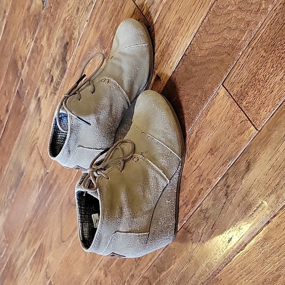 Toms Wedge ankle booties